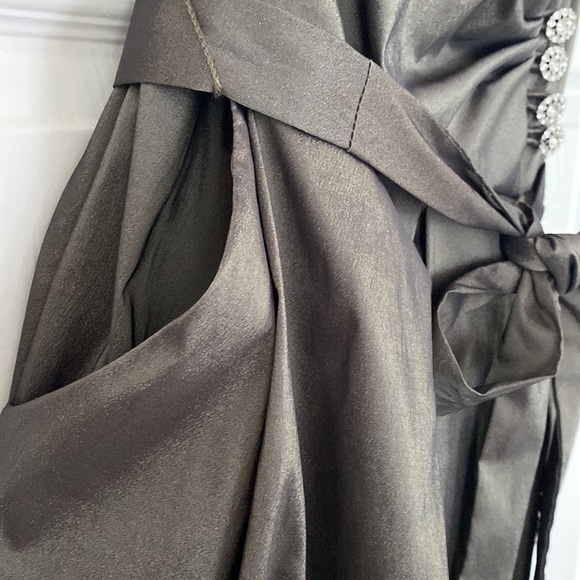 Olive Green Vintage-style Holiday Christmas Party Dress Rhinestone Buttons - Picture 4 of 8